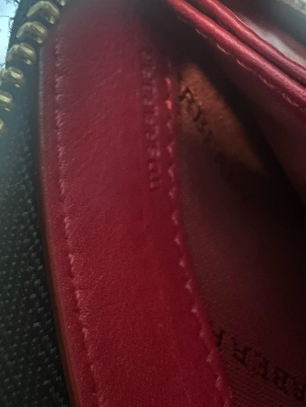 Burberry Red Leather & Beige Check Zip Wallet - Picture 11 of 15